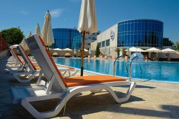 Grandmarine Hotel & Spa