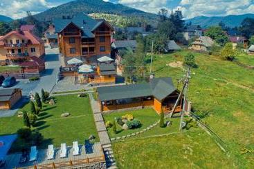 هتل Forest House