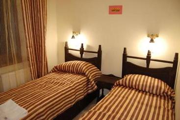 هتل Patkovski Gold