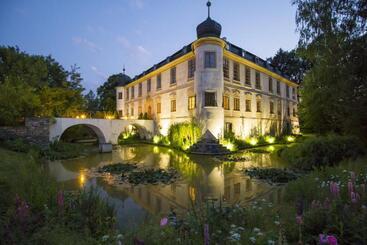 בית מלון כפרי Chateau Třebešice