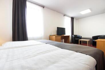 هتل Maroli Mikulov