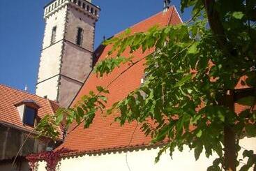 בית מלון כפרי Parkán