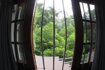 Курорт Villa Goodwill Paradise