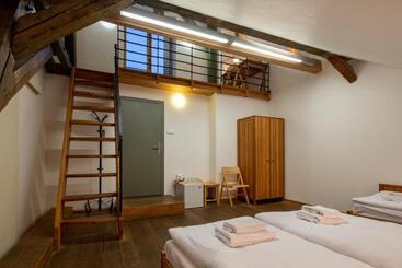 A Hostel Zámecký Pivovar Litomyšl