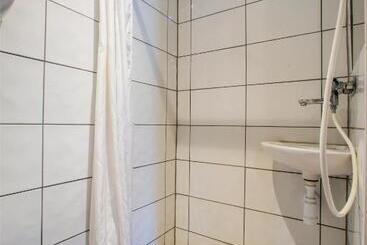 הוסטל Anna´s Bed & Kitchen