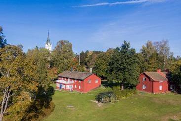 住宿加早餐  Prostgården