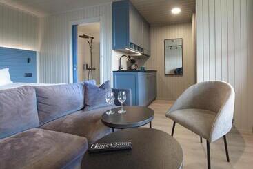 هتل Grønnbuene Rorbu