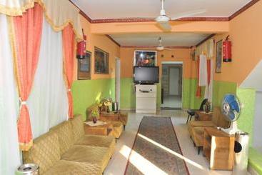 Sun Hostel Cairo