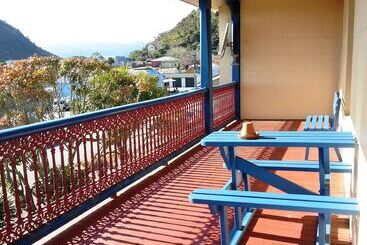 هاستل Noah's Ark Backpackers