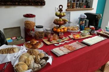 مبيت وإفطار Guest House Villa Dos Poetas