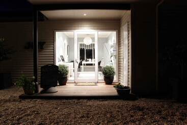 ベッドアンドブレックファースト Revive On Oakview Boutique Accommodation And Spa