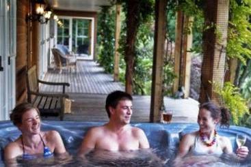 تختخواب و صبحانه Silver Peaks Lodge