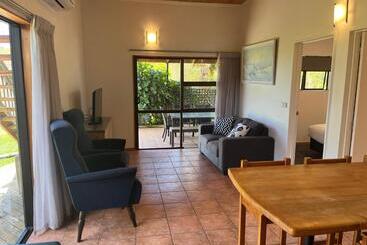 مبيت وإفطار Summerspring Beachfront Accommodation