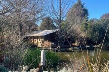 צימר Te Mata Views Resort