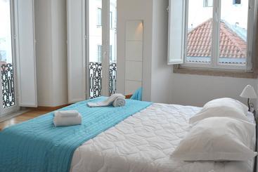 Fado Bed & Breakfast   Santos