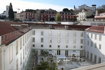 هتل Convento Do Salvador