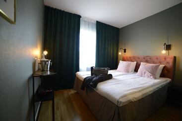 Otel örserumsbrunn Gestgifveri & Konferens