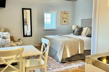 Отель Sydkustens At Lillehem