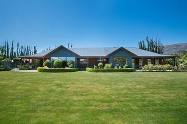 Wanaka Berry Farm And B&b