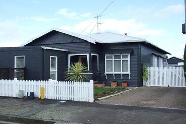 Wellesbourne Homestay B&b