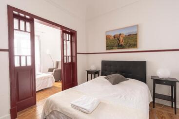 هاستل Burgos Guest House