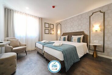 هاستل Famous Crows Lisbon Suites