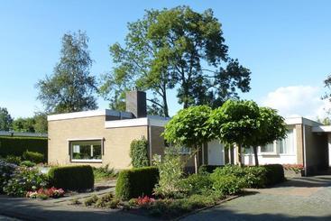 مبيت وإفطار Achter De Beukenboom