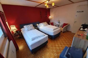 צימר Bnb Haus Weibel