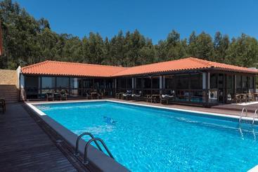 住宿加早餐  Serra Mar