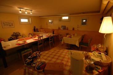 Victor's Bed & Breakfast