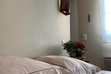 צימר Chambre D Hôtes Le Jardin Des Cigales