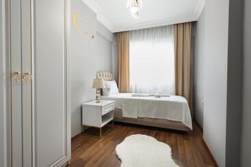 Апарт-отель Golden Homes