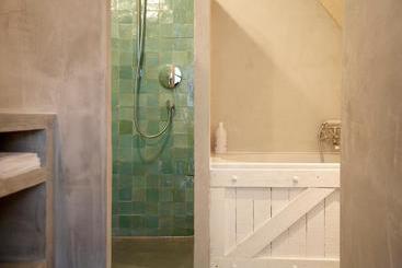 تختخواب و صبحانه In De Aap   Appartementen & Guesthouse