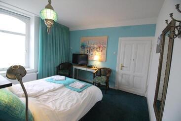 ベッドアンドブレックファースト Villa Wambach