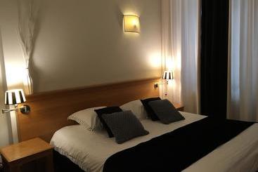 هتل Chambres D'hotes Rekko
