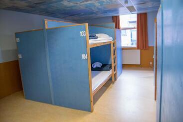 בית מלון כפרי Simplon Hostel