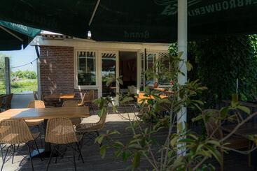 בית מלון כפרי Zuideinde