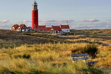 استراحتگاه Vakantiepark Dennenoord