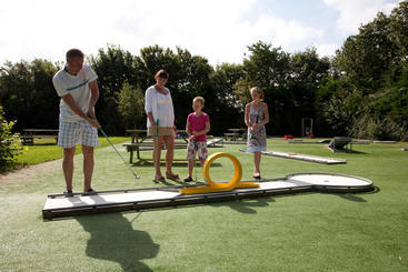 استراحتگاه Vakantiepark Dennenoord