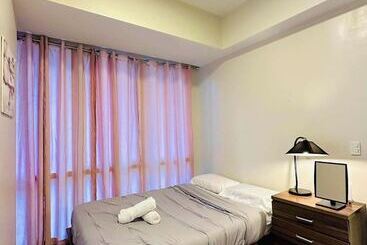 Otel 8 Newtown Boulevard By Hiverooms