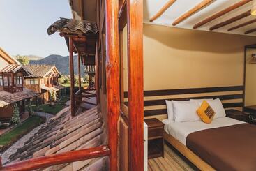 هتل Kutimuy Lodge