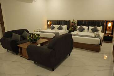 فندق The City Crown Bilaspur