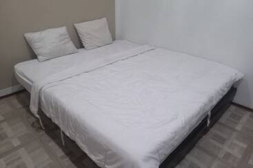 호텔 Oyo 93892 Homestay Koe Syariah