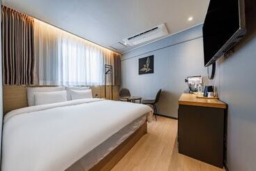 فندق Browndot Samcheonpo