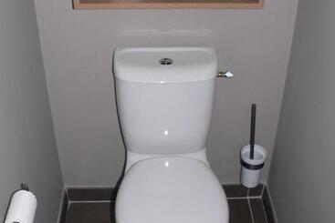 تختخواب و صبحانه La Petite Chambre Du Lac