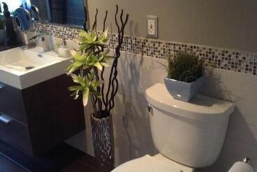 تختخواب و صبحانه Gîte Maison Parc Delormier