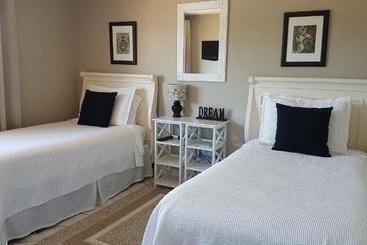 Christine S Bed And Breakfast By Elevate Rooms