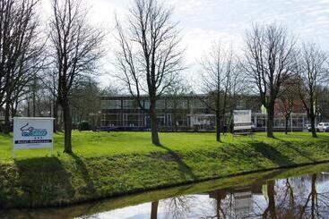 호텔 And Restaurant Van Saaze