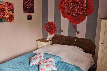 בית מלון כפרי Le Bonheur