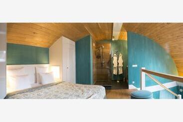 Suitehotel Posthoorn